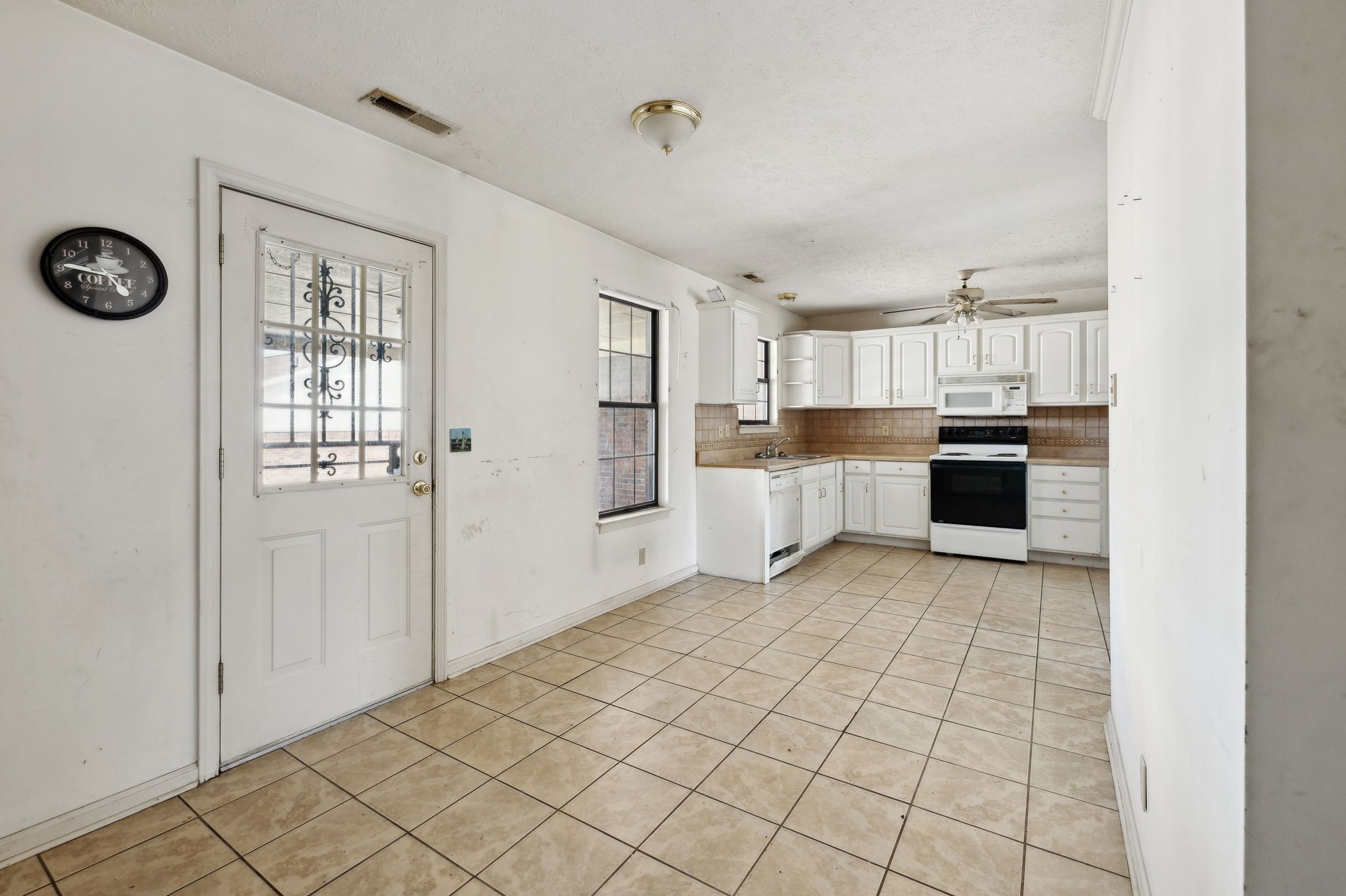 107 Heritage Trace Dr