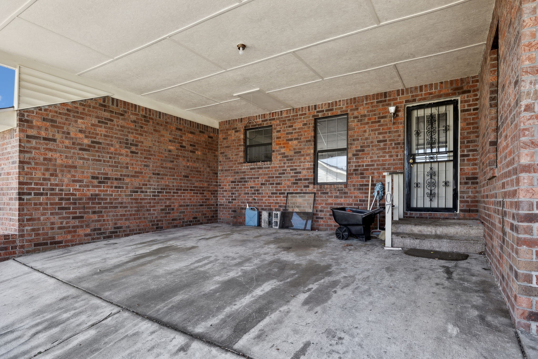 107 Heritage Trace Dr