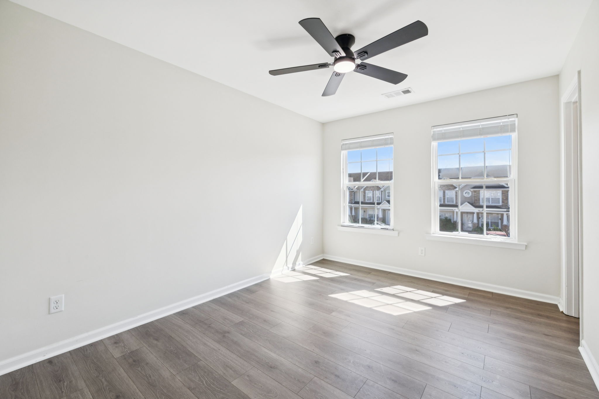 117 Cobblestone Place Dr