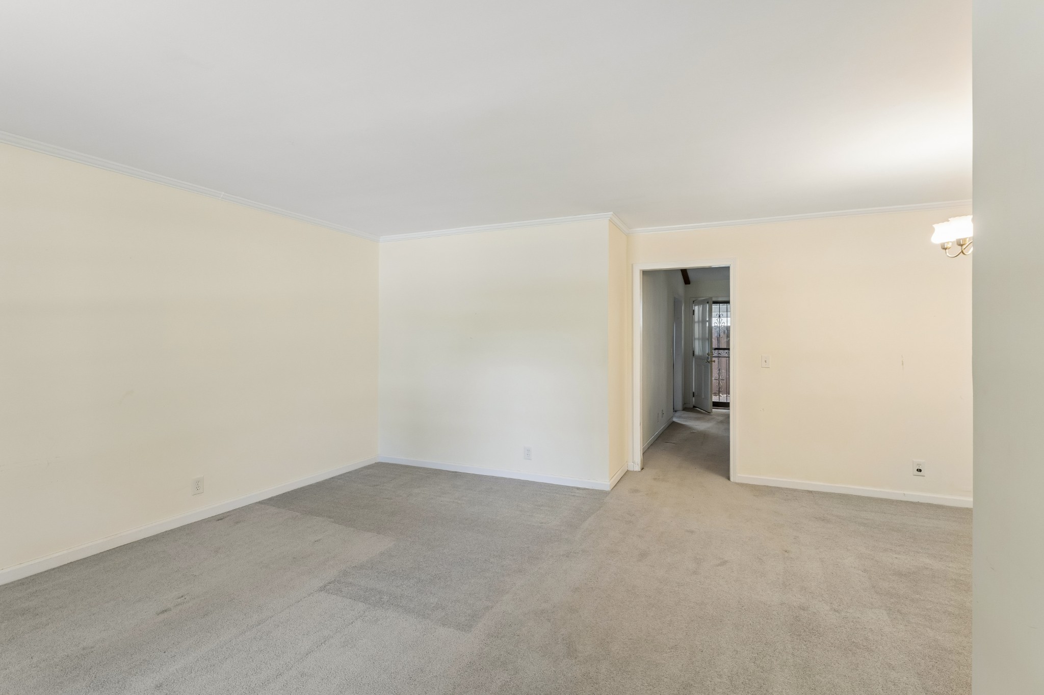 961 Todd Preis Dr