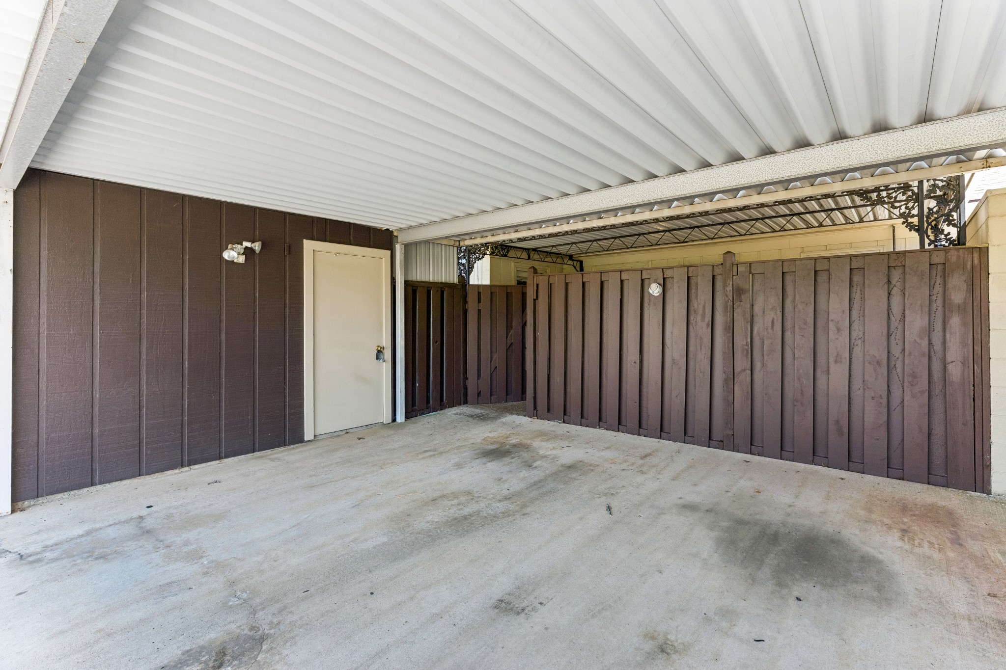 961 Todd Preis Dr