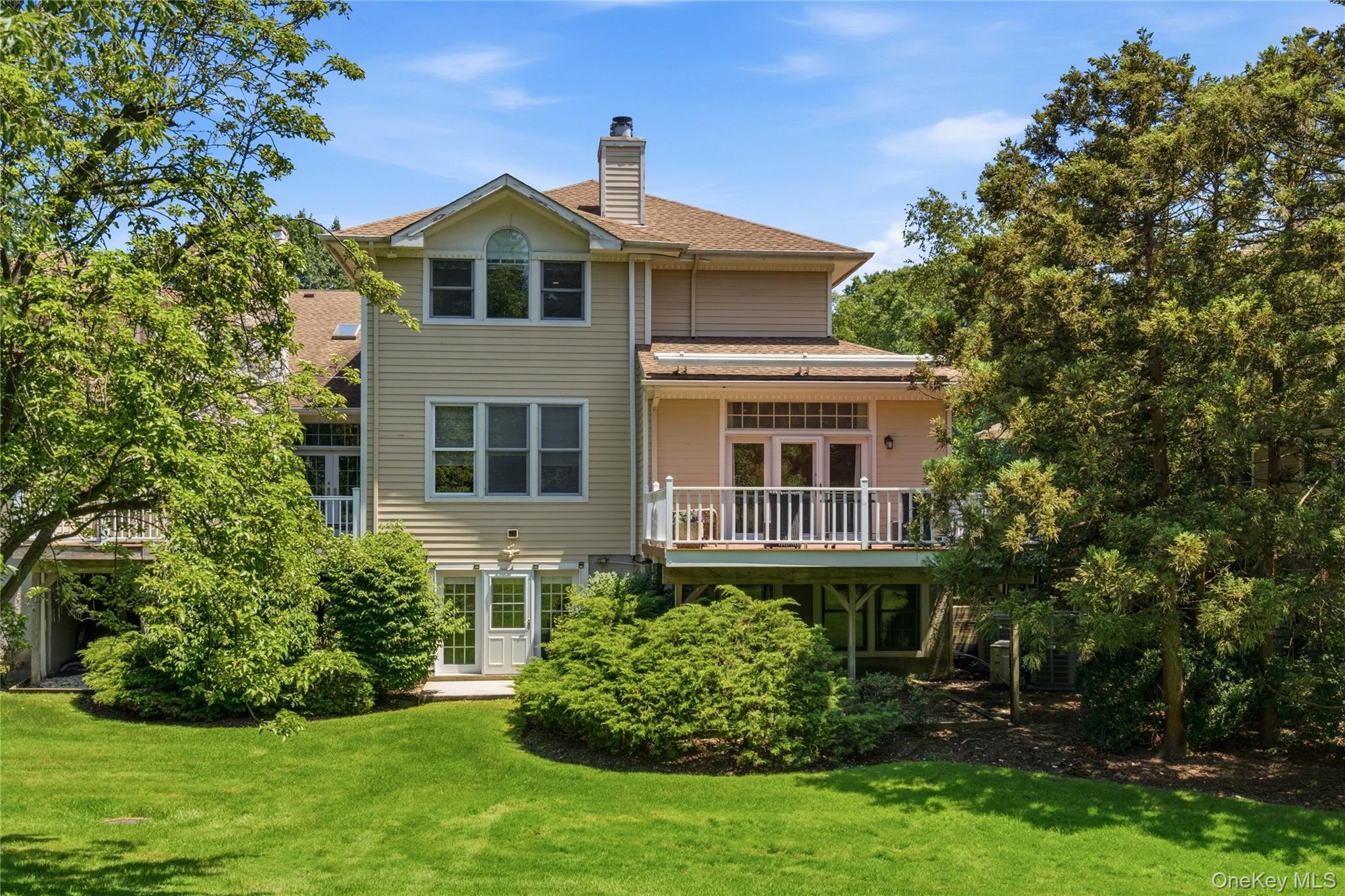 323 Baltustrol Circle
