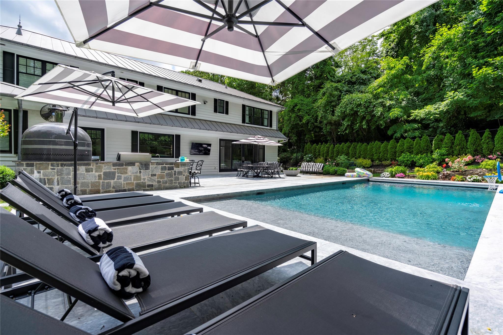 25 Fern Drive