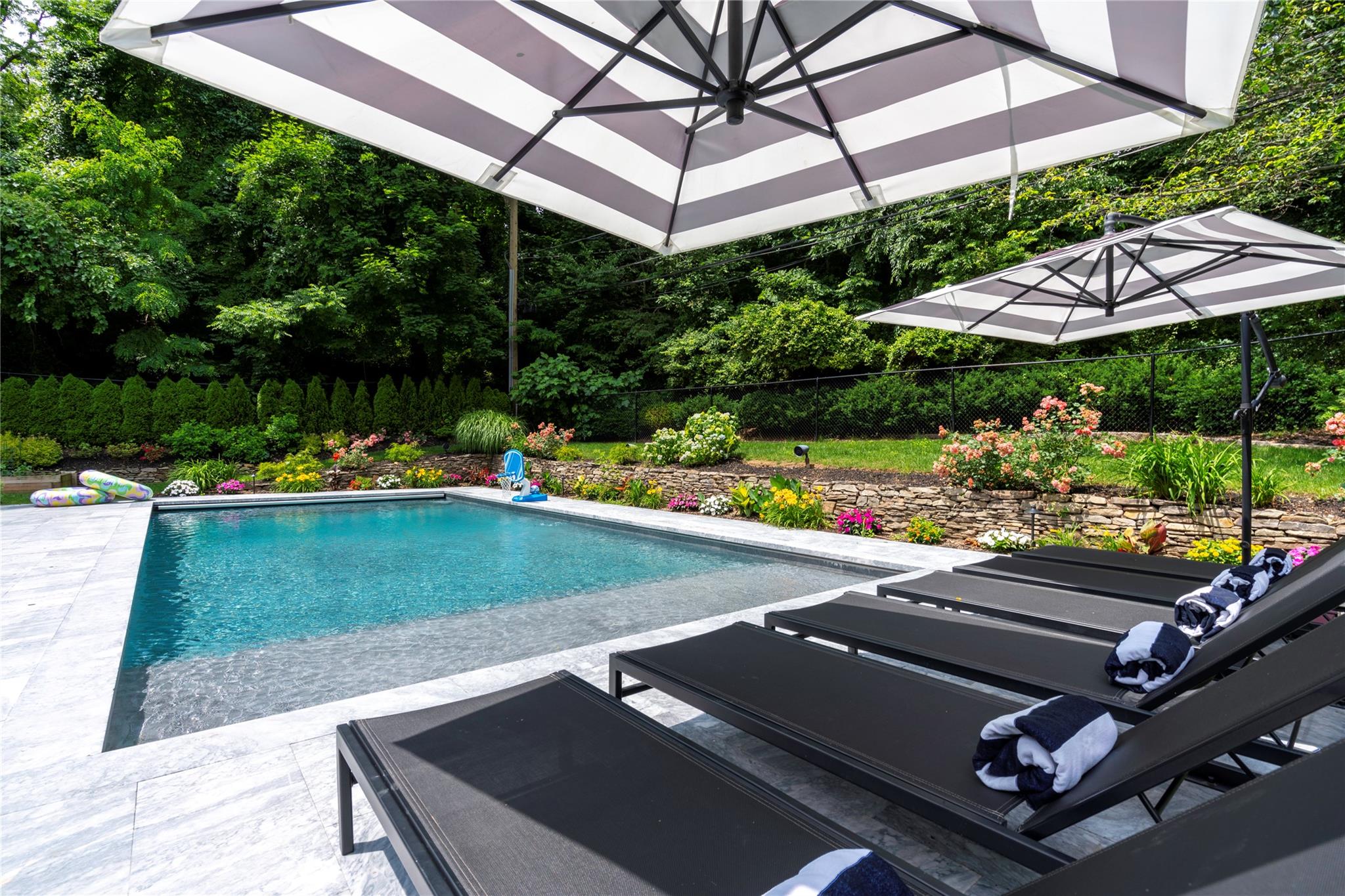25 Fern Drive