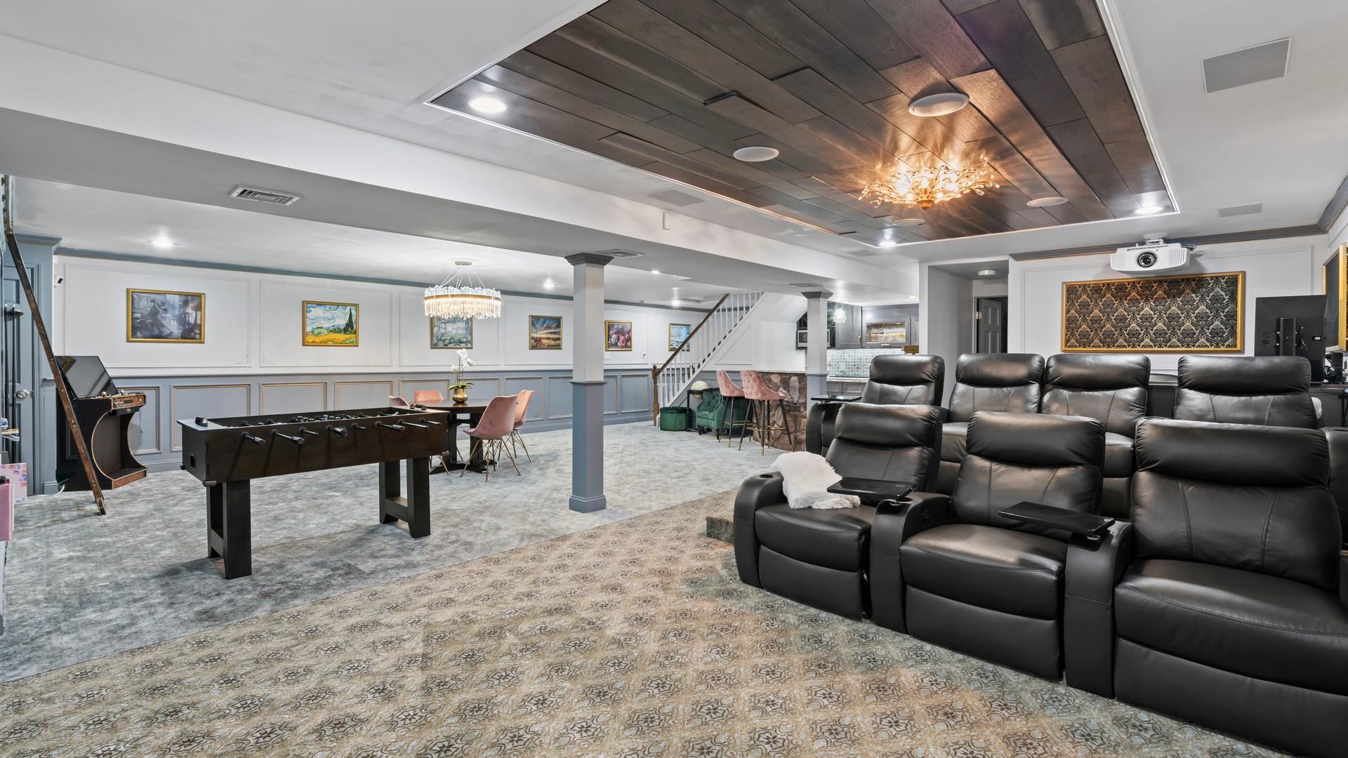 30 Pine Drive N