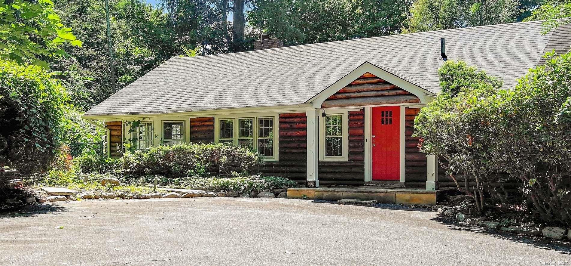 7 Brookville Road