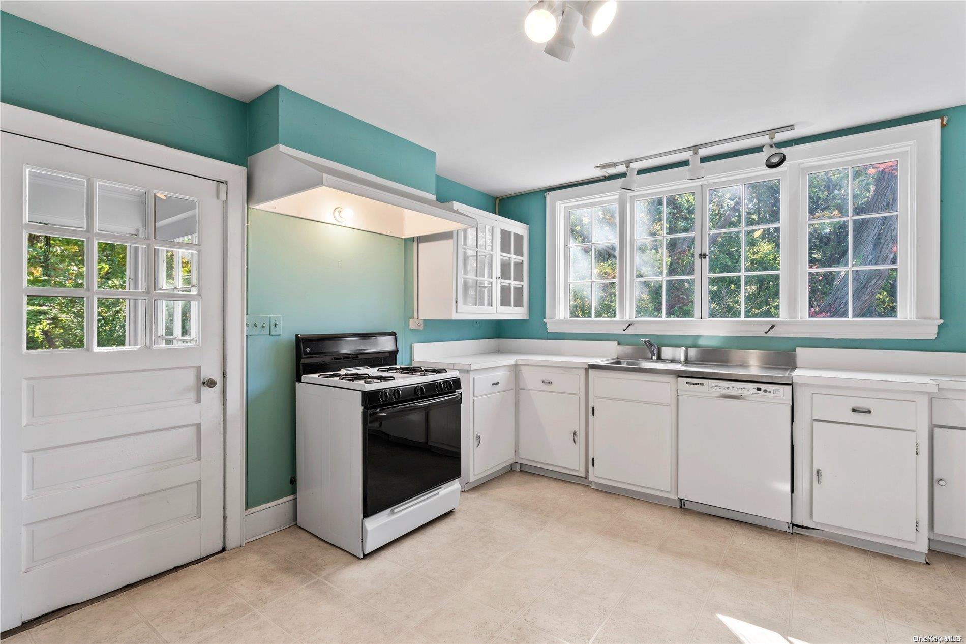 65-B Bryant Avenue