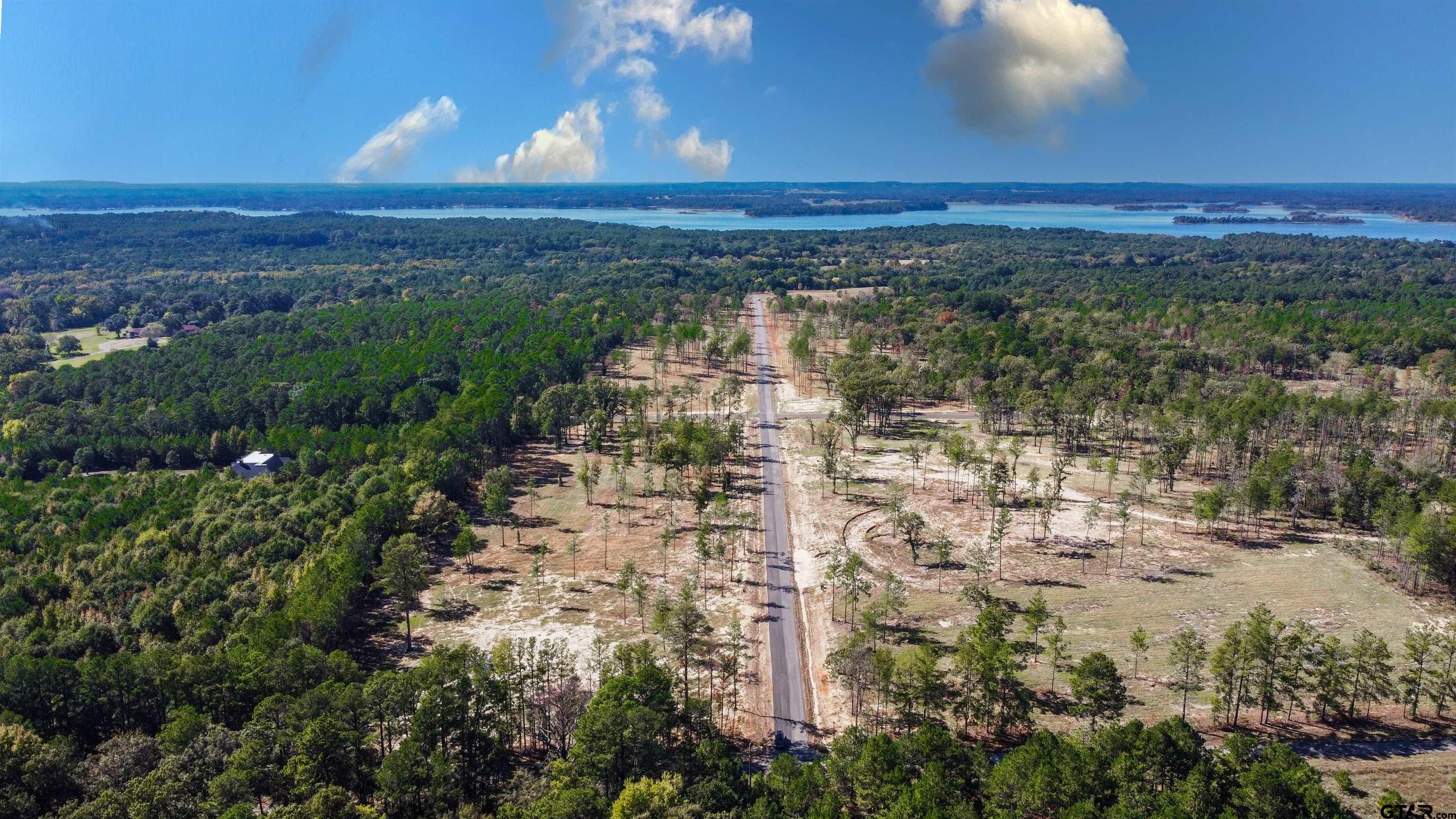 15975 Aniston Ln - (LOT 10)