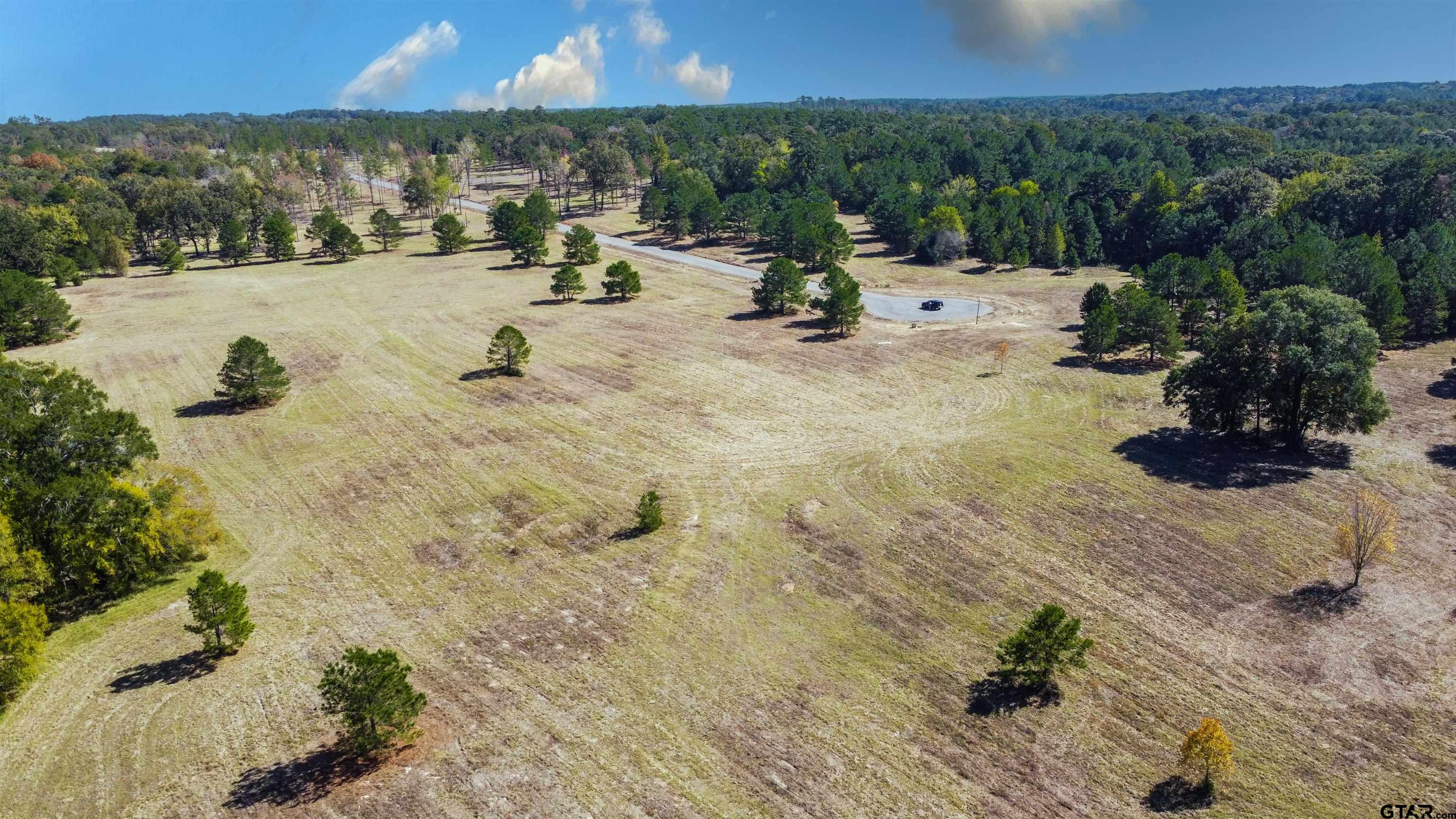 15975 Aniston Ln - (LOT 10)