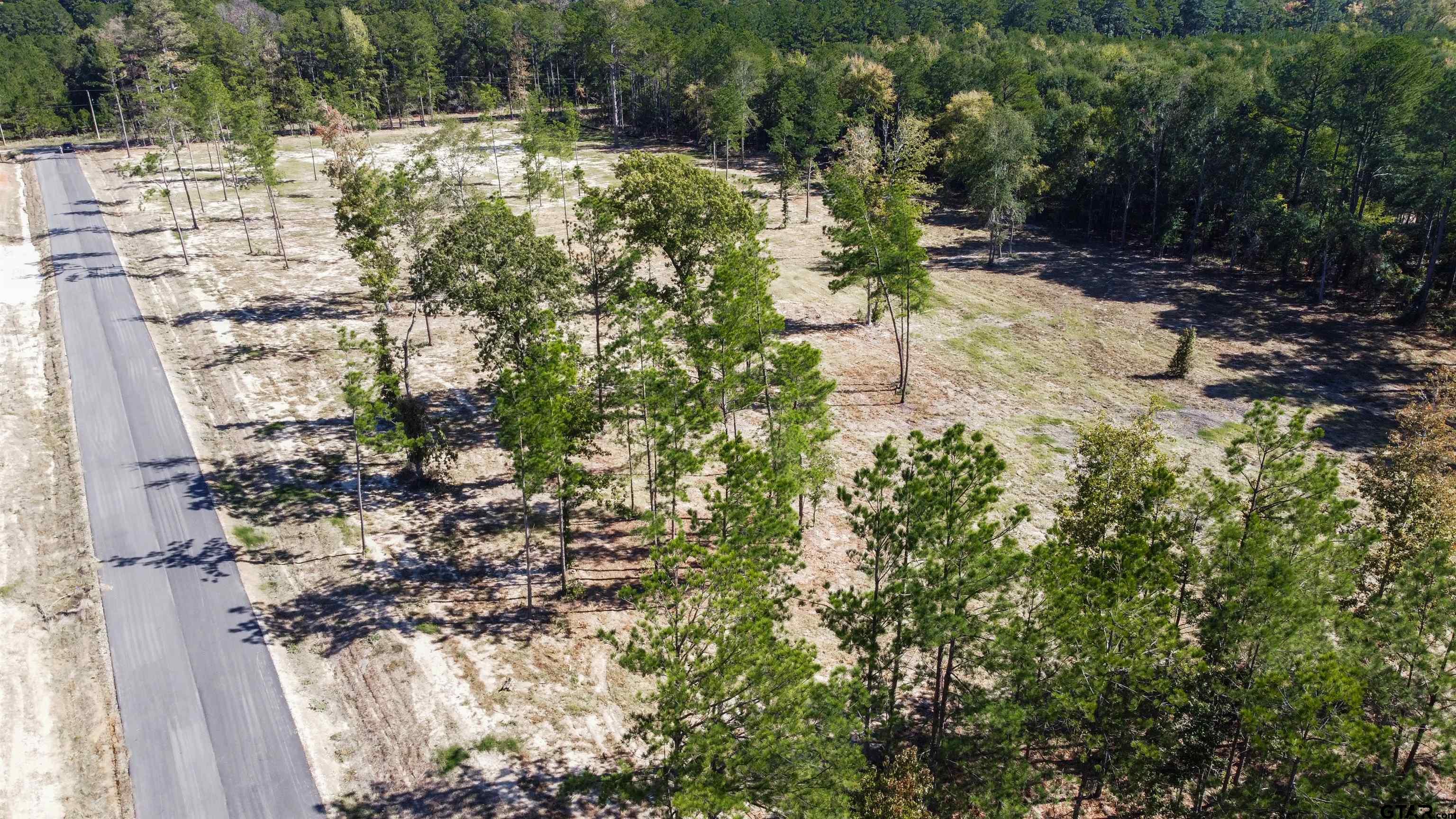 15975 Aniston Ln - (LOT 10)