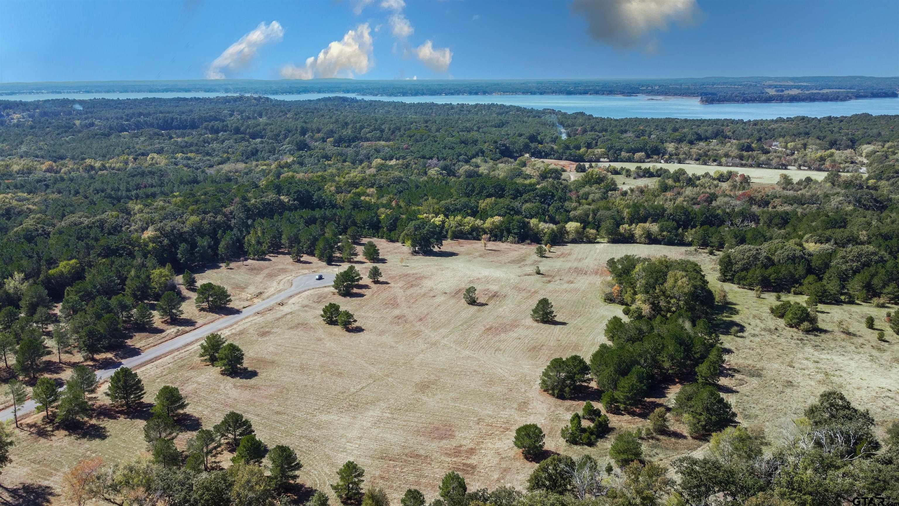 15975 Aniston Ln - (LOT 10)