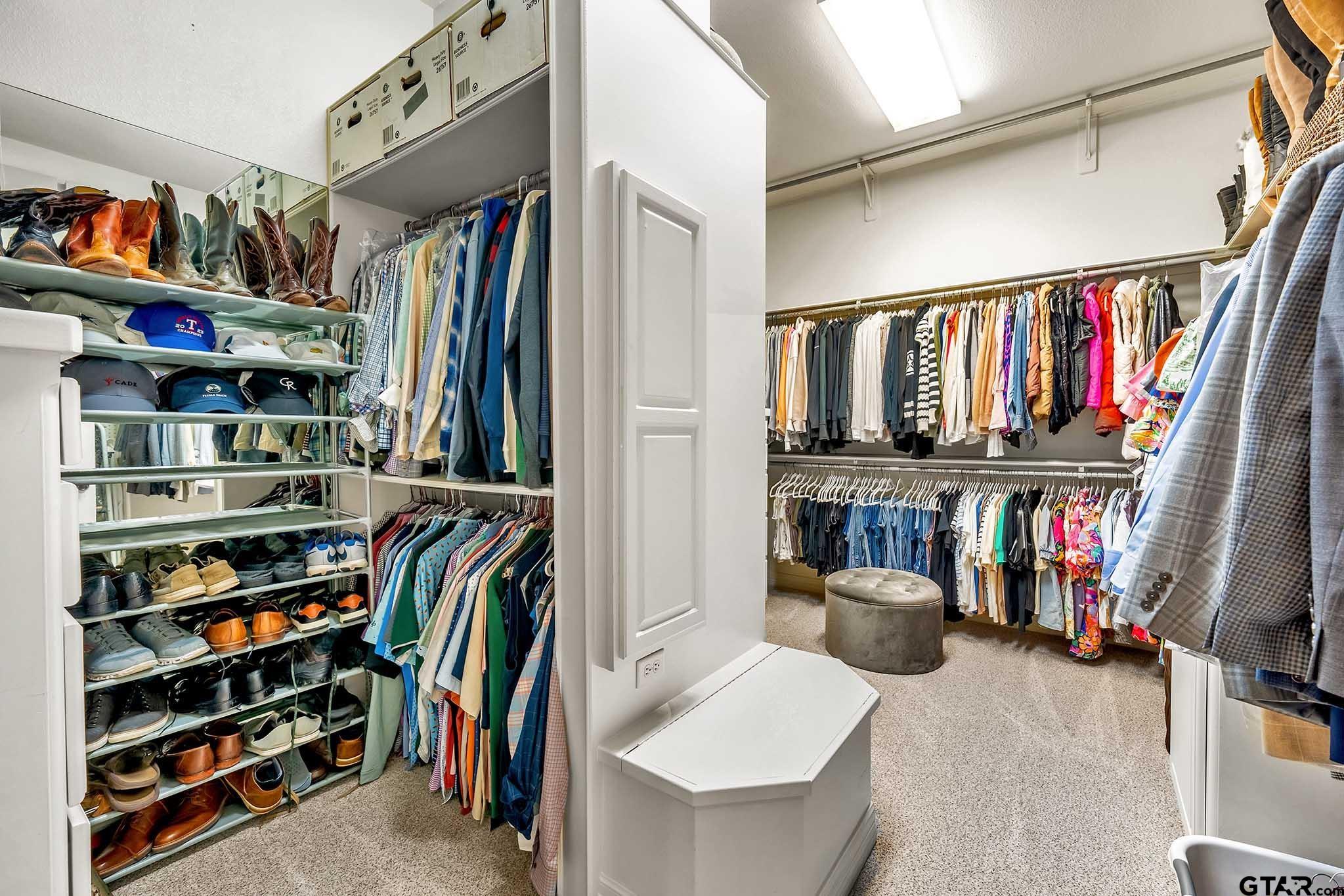 606 W Grande