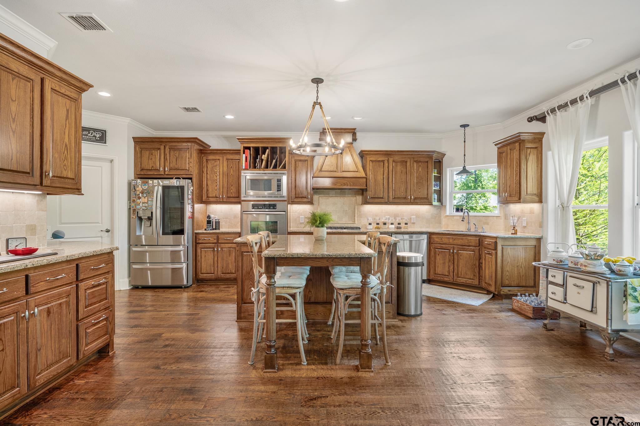 6808 Cherryhill Dr.