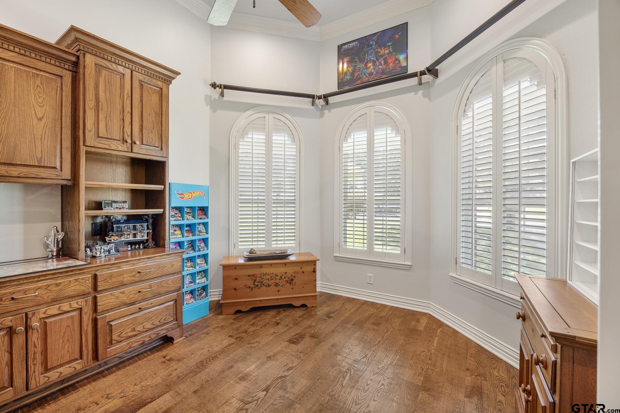 6808 Cherryhill Dr.