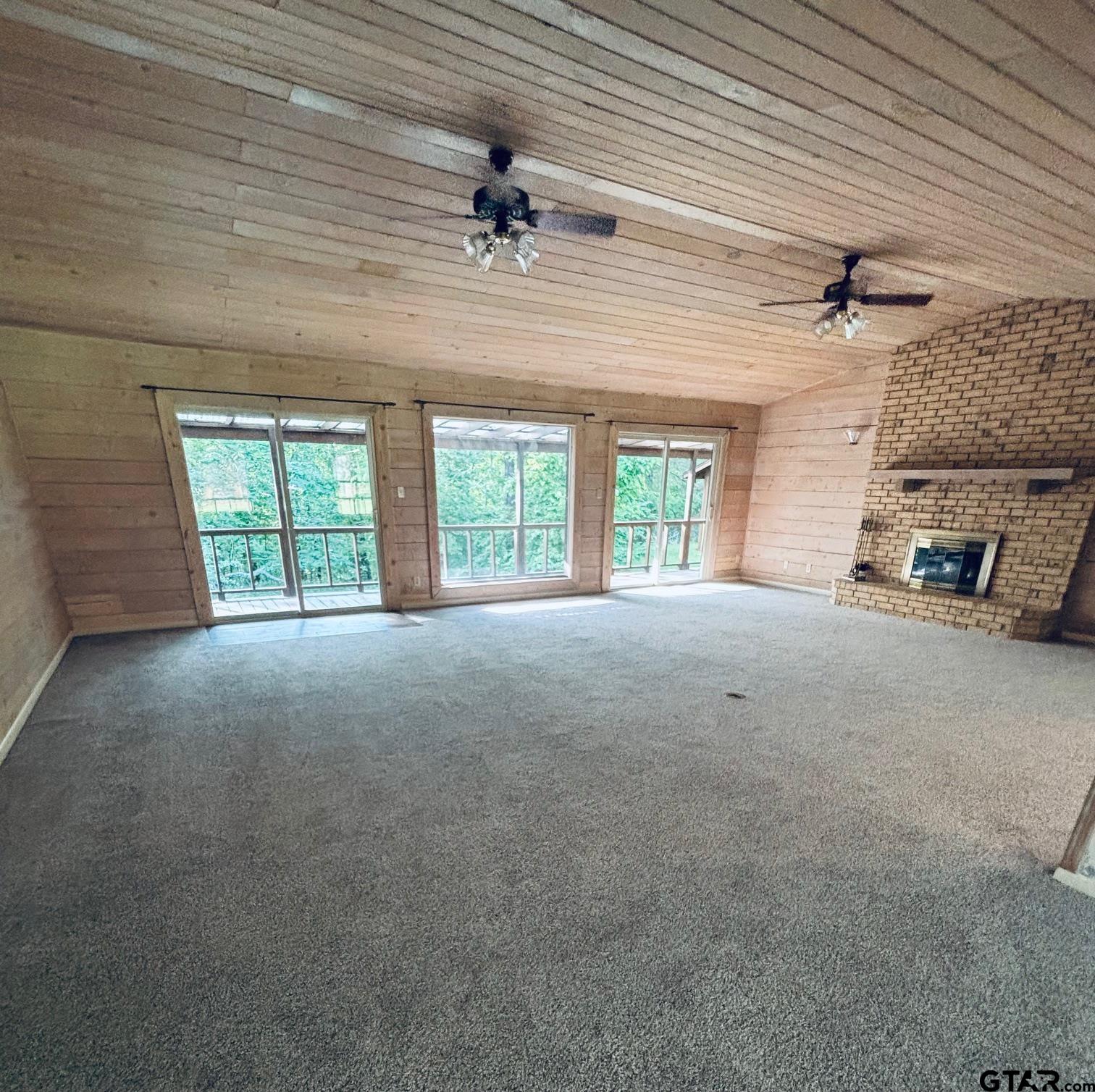 6855 County Road 1112D2
