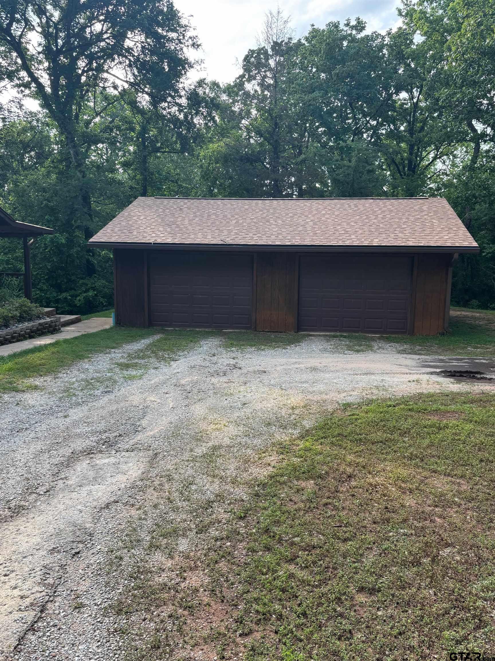 6855 County Road 1112D2
