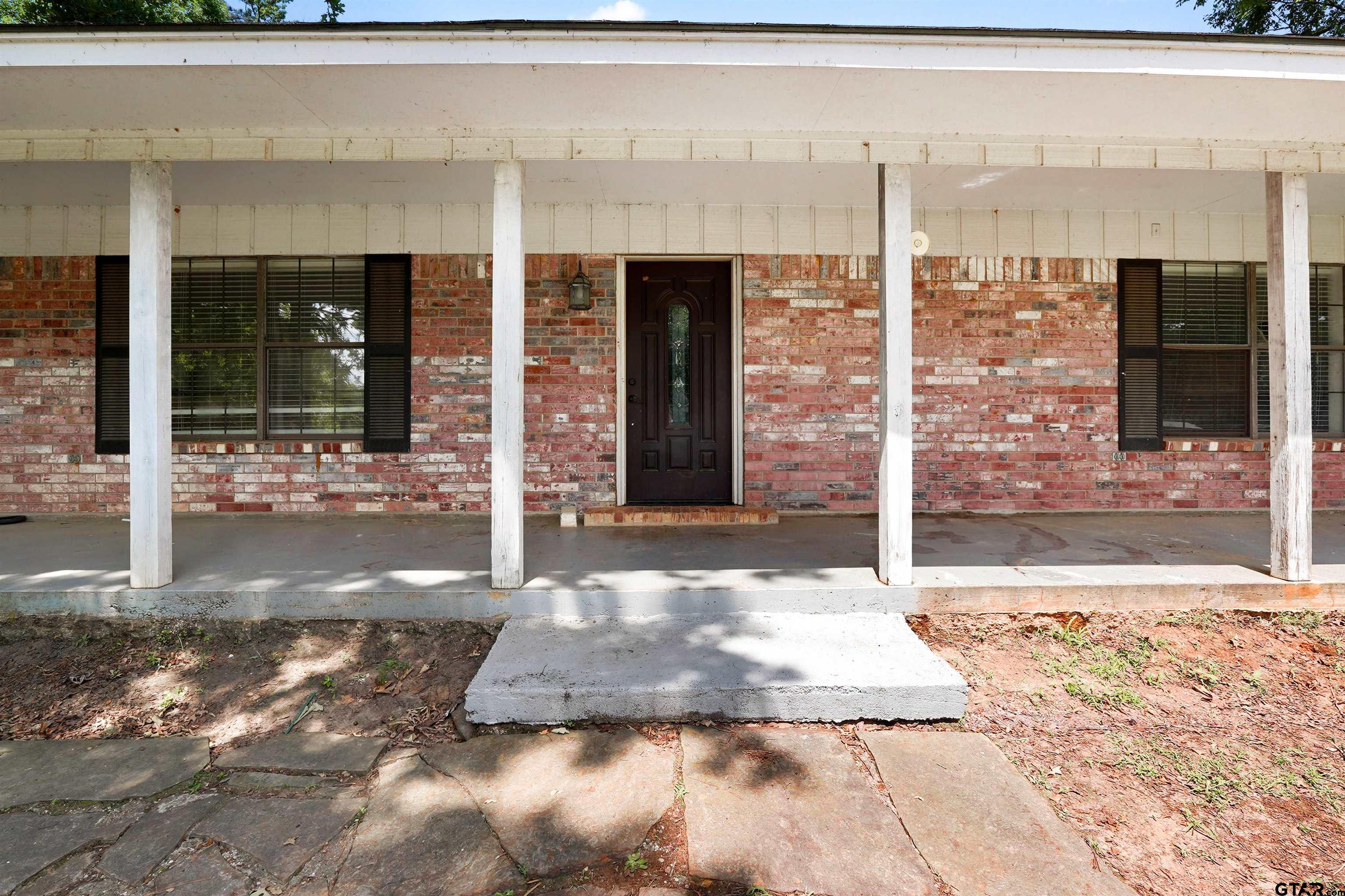 260 County Road 2302