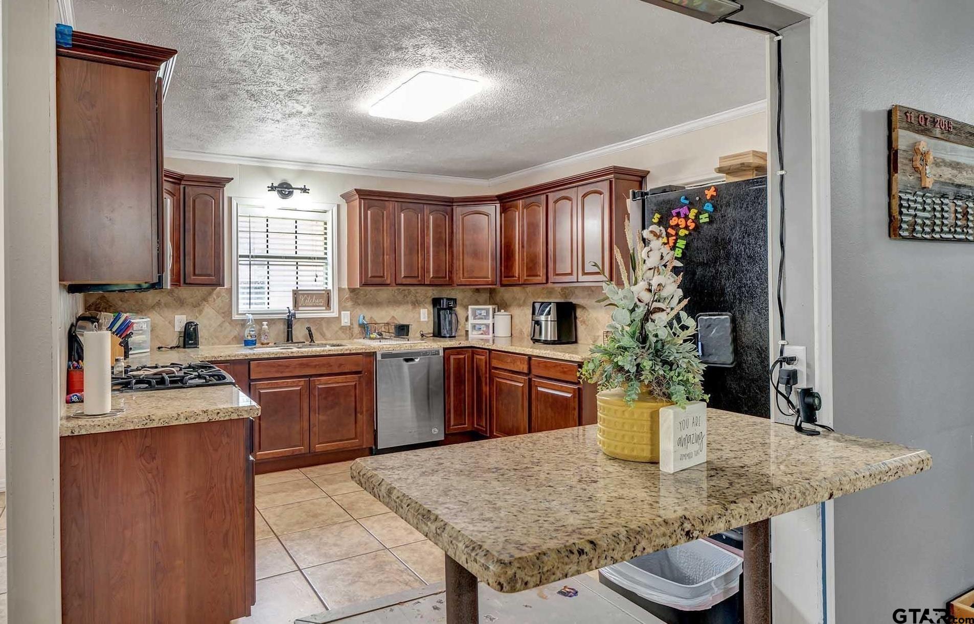 260 County Road 2302