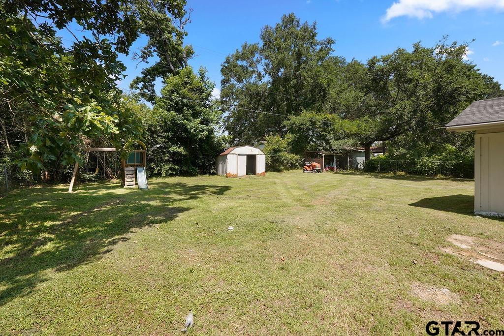 260 County Road 2302