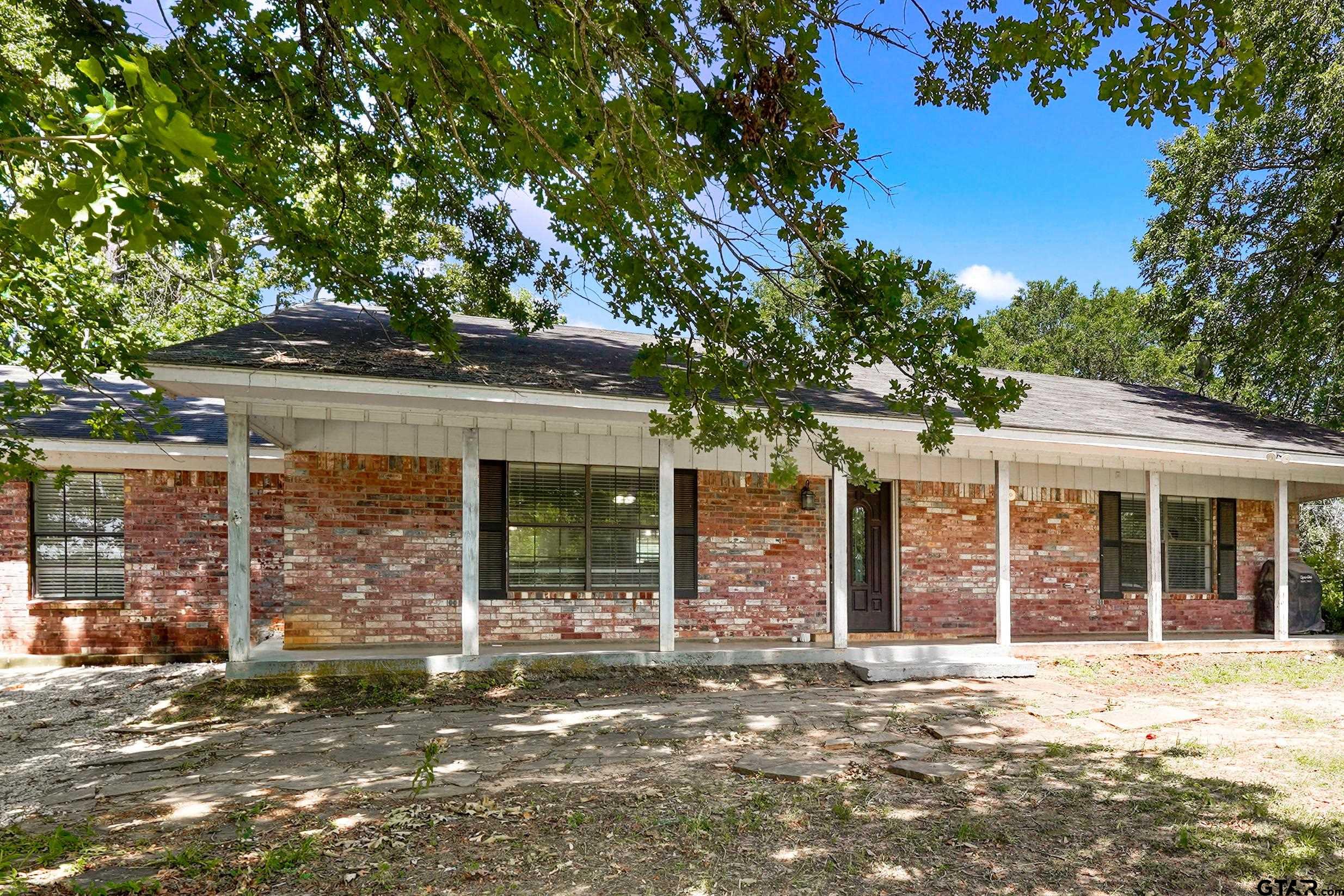 260 County Road 2302