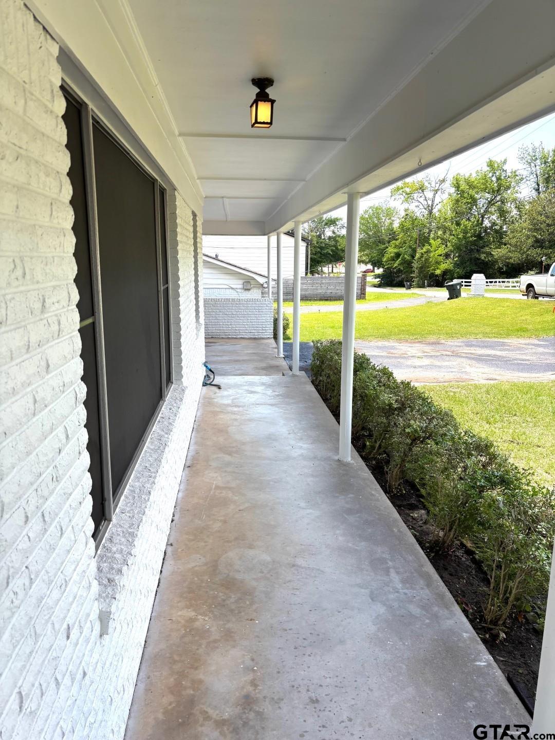 2009 LINDBERGH ROAD