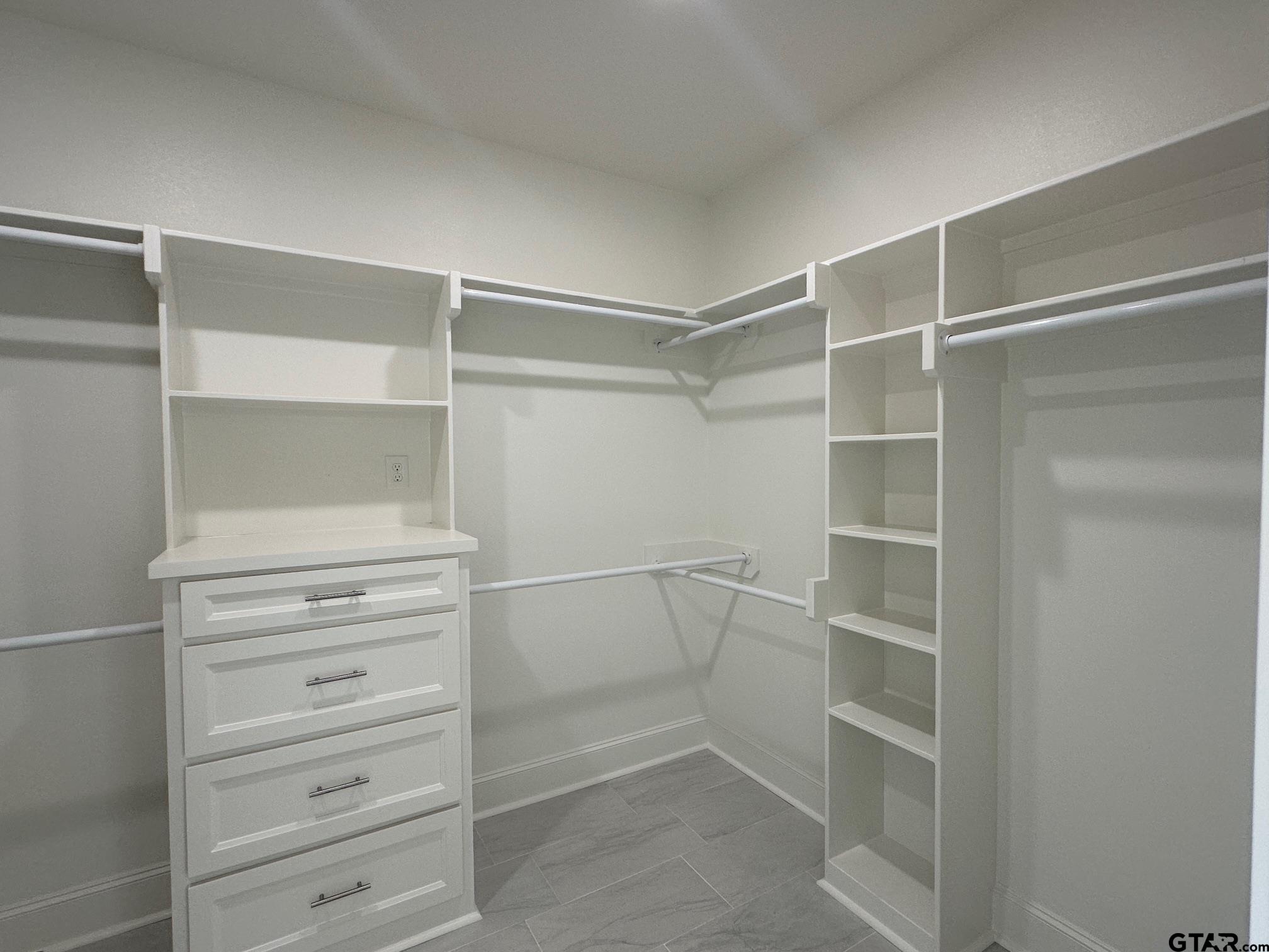 1213 Seagull Cir.
