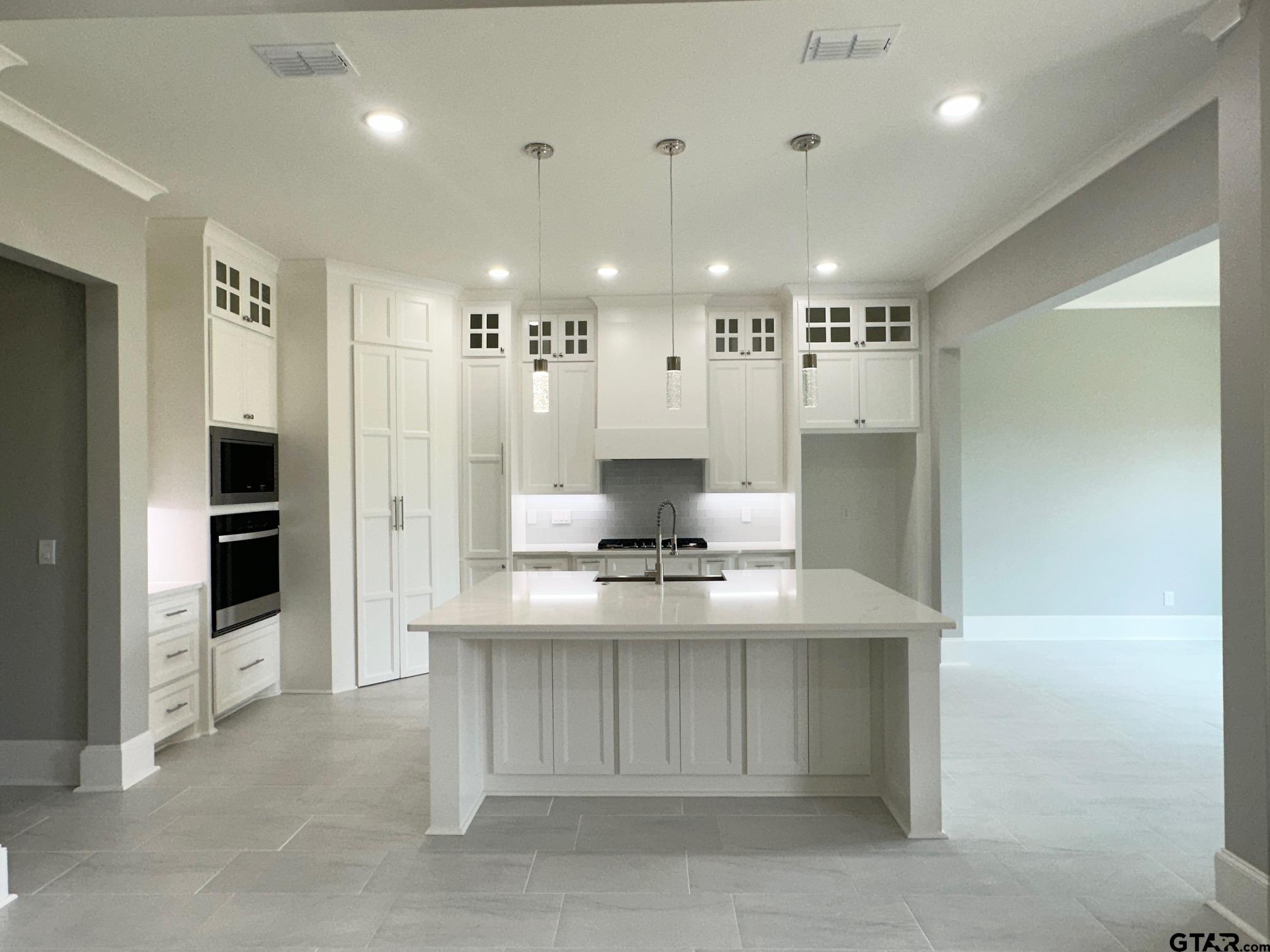 1213 Seagull Cir.