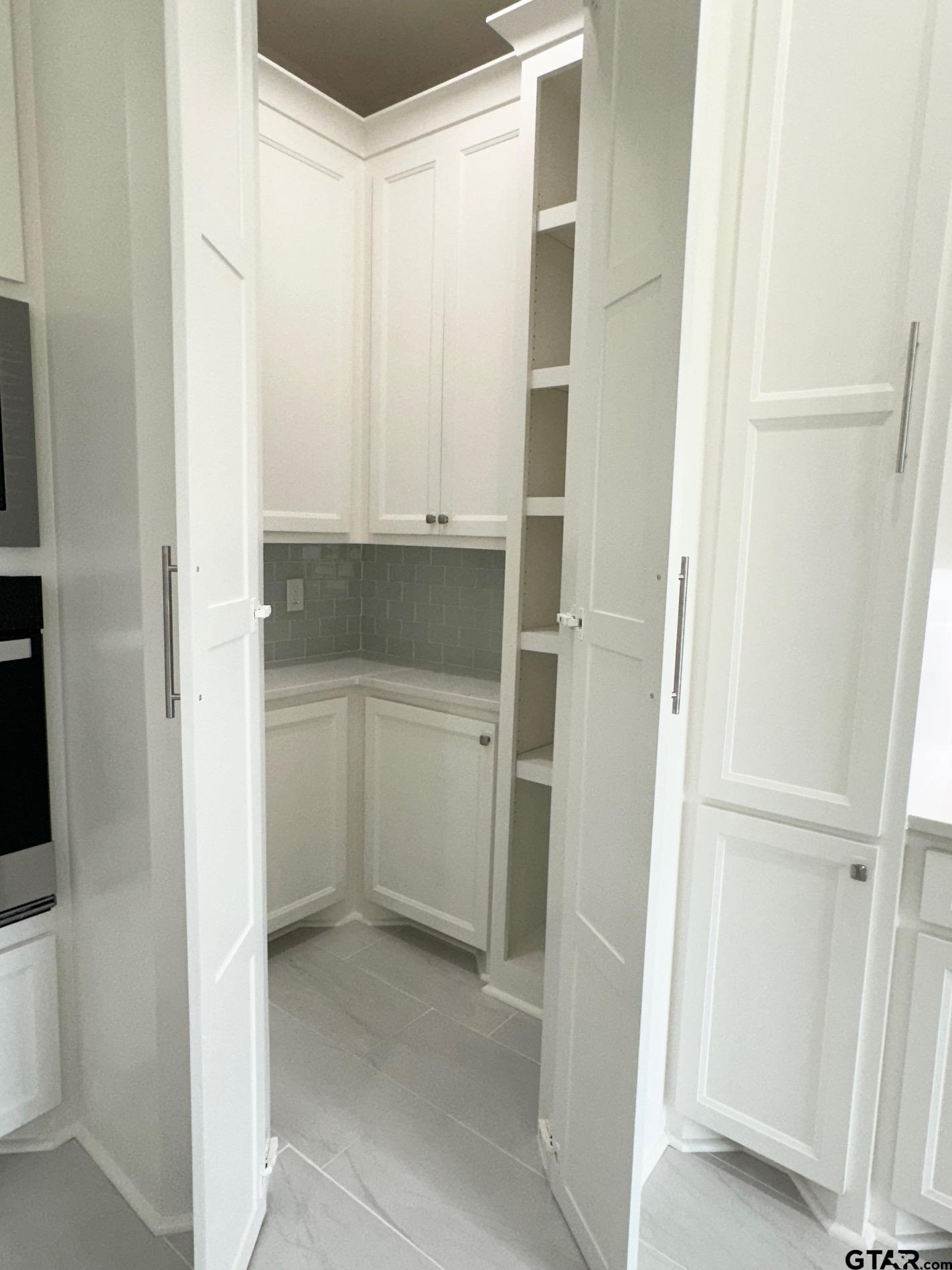 1213 Seagull Cir.