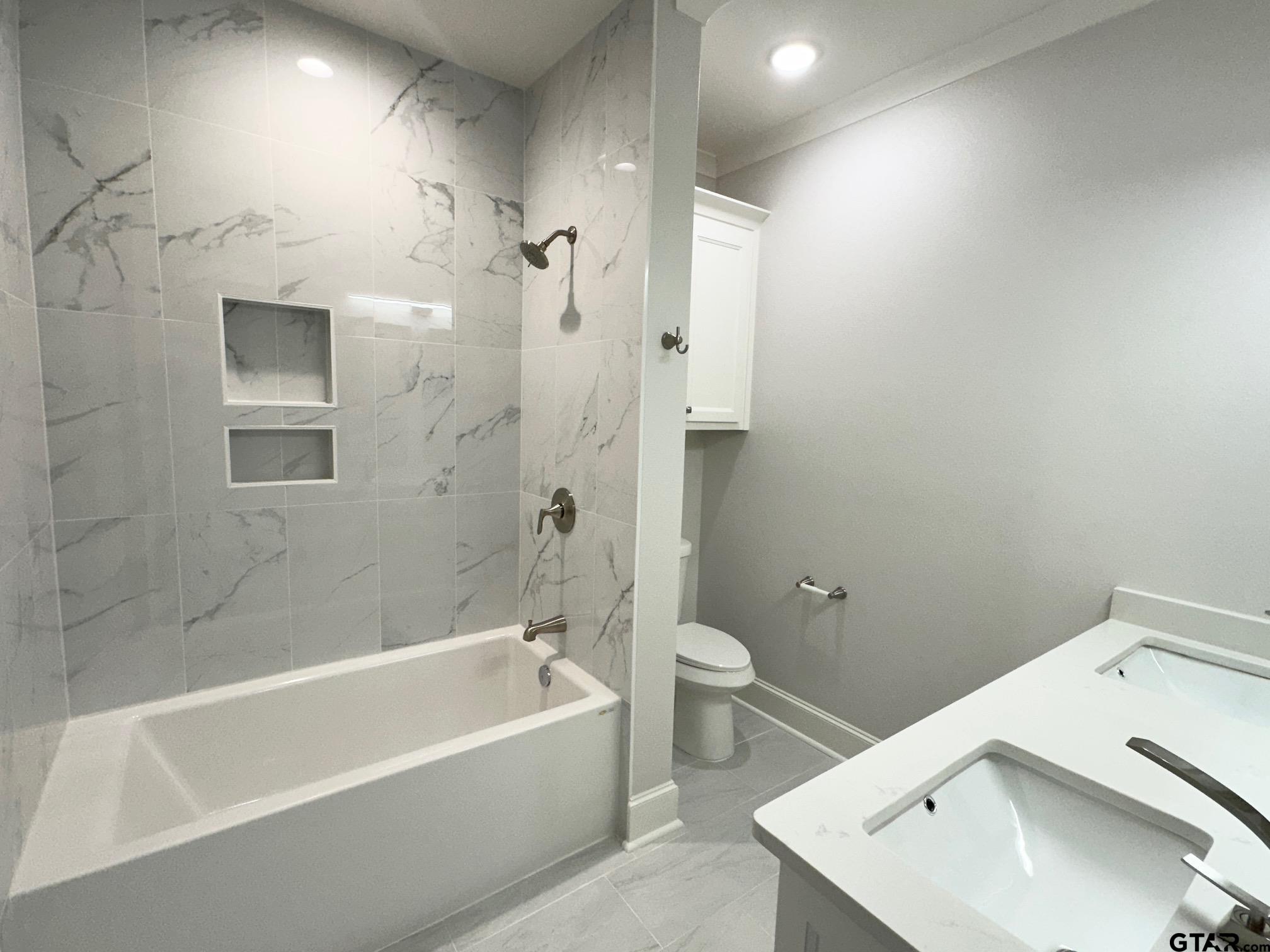 1213 Seagull Cir.