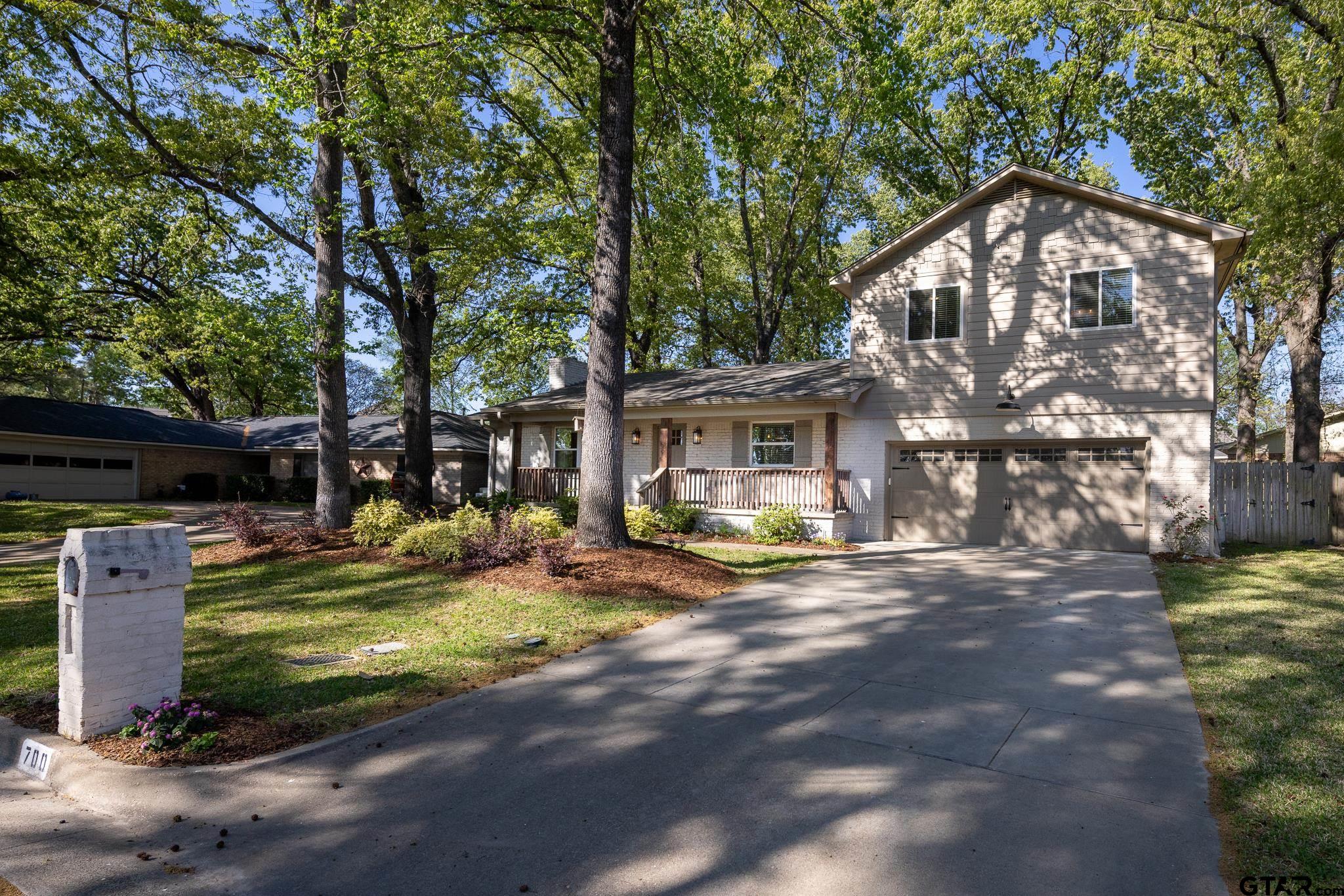 700 Oxford Drive