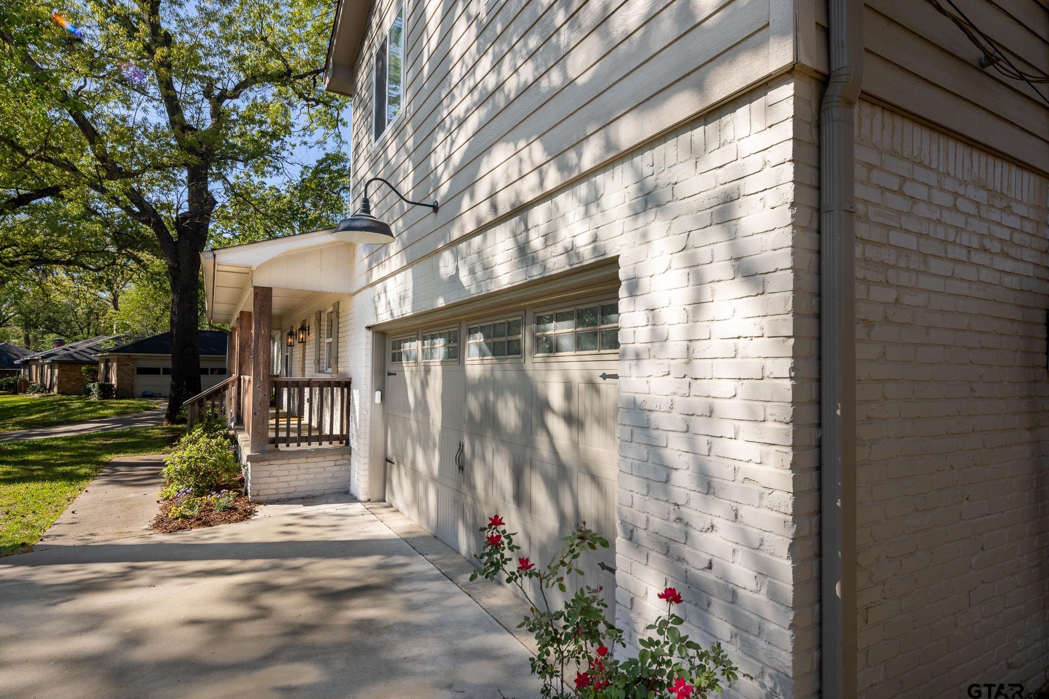 700 Oxford Drive