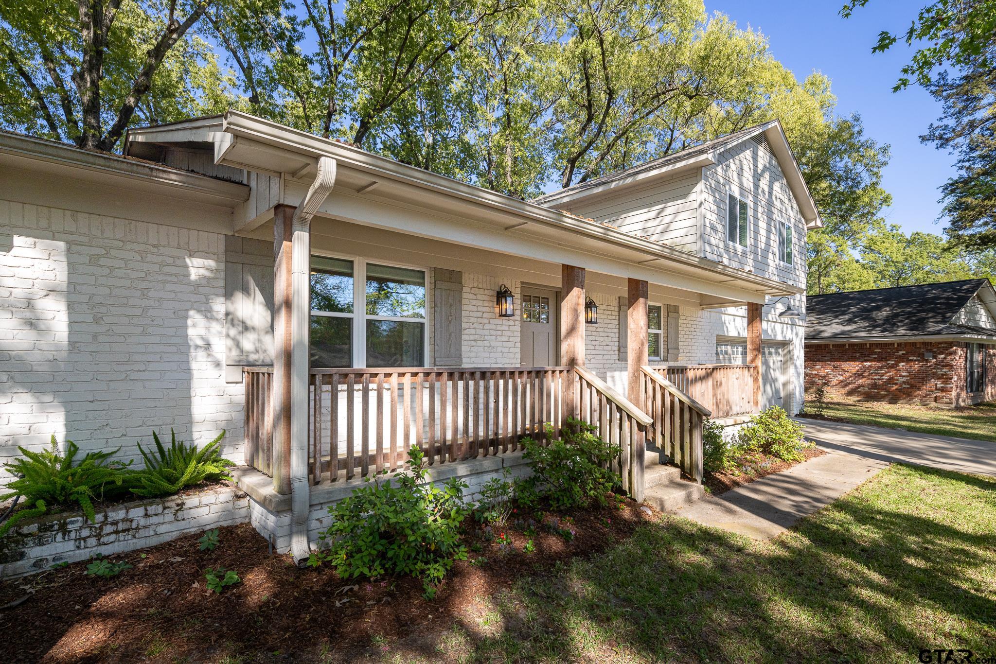 700 Oxford Drive