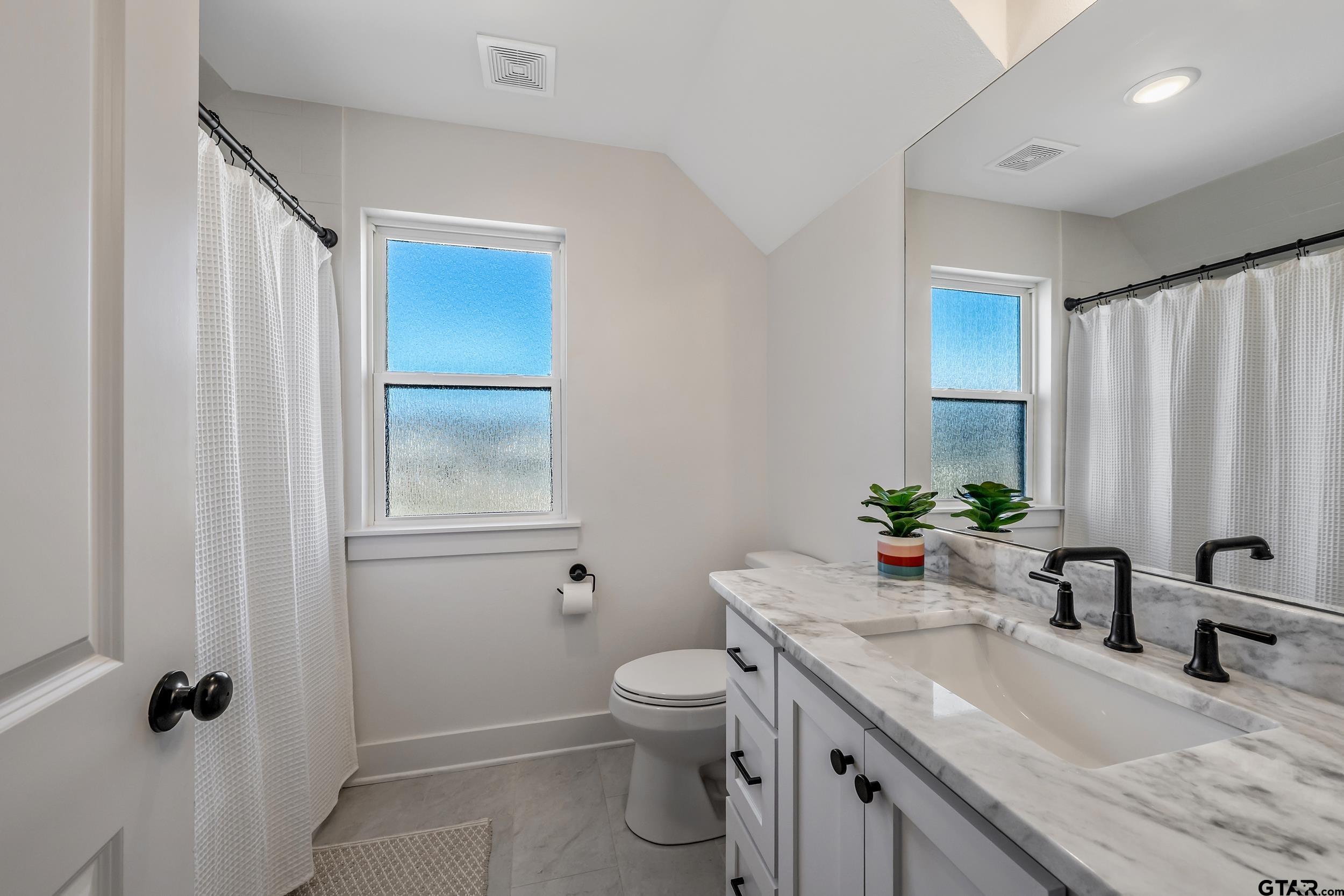 4538 Brushy Creek Cove
