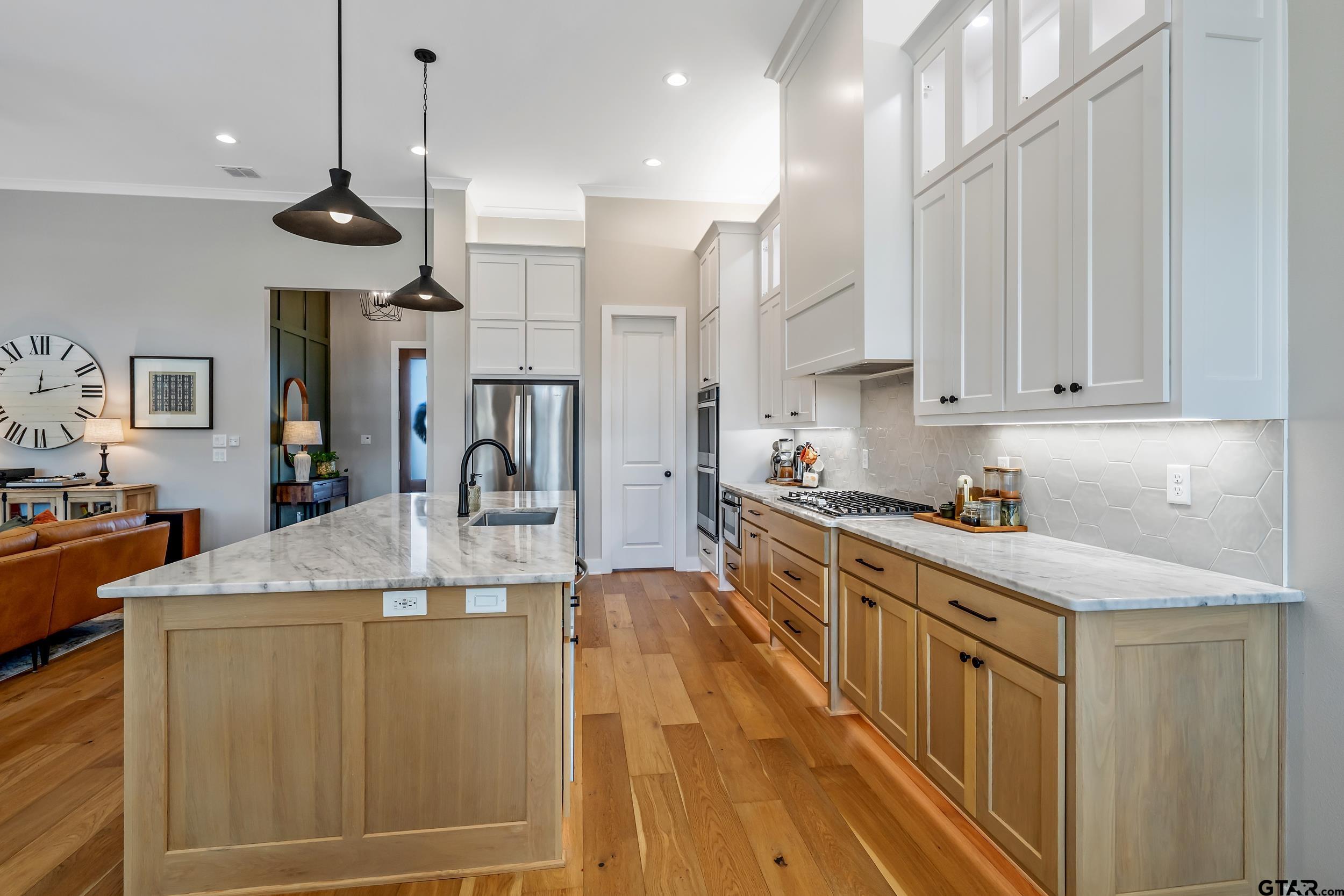 4538 Brushy Creek Cove