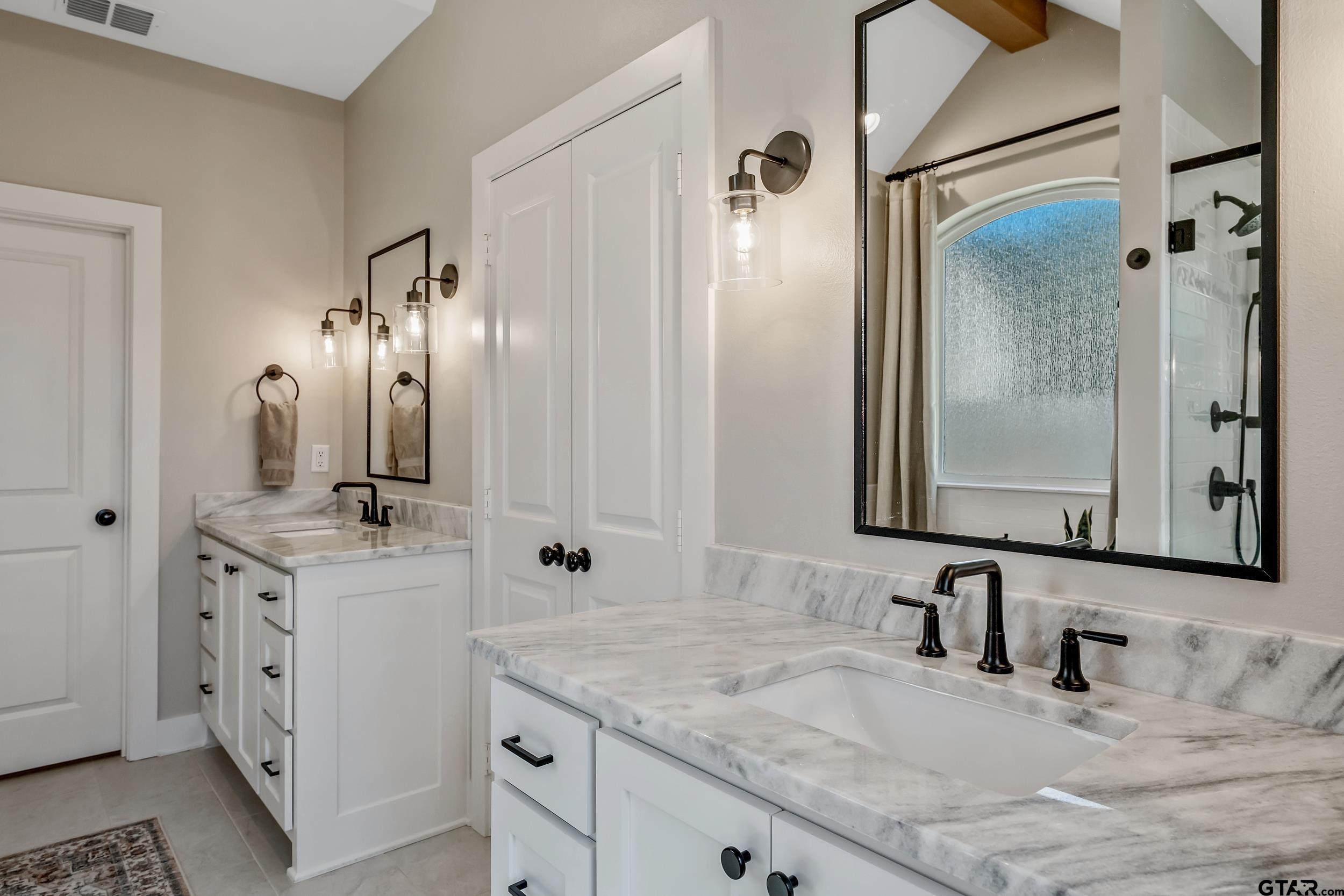 4538 Brushy Creek Cove