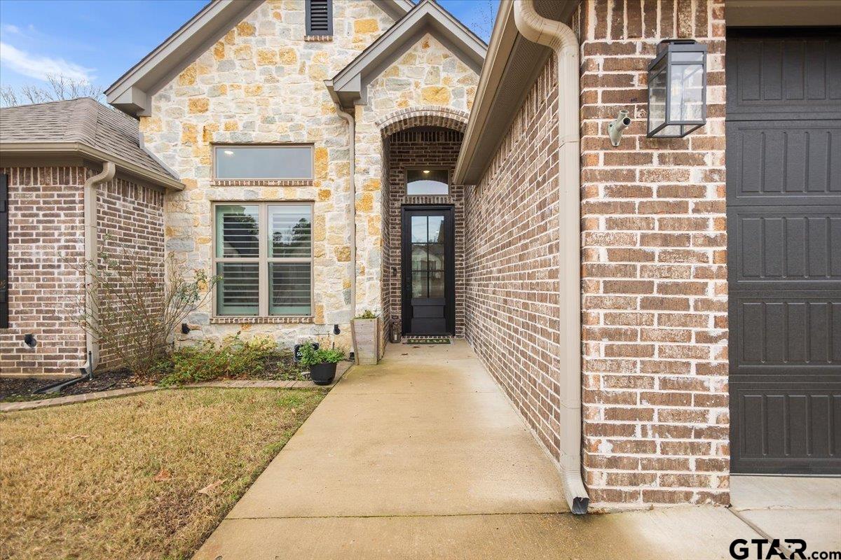 9135 Long Branch