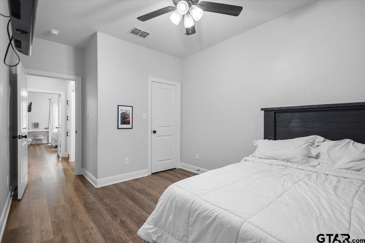 9135 Long Branch