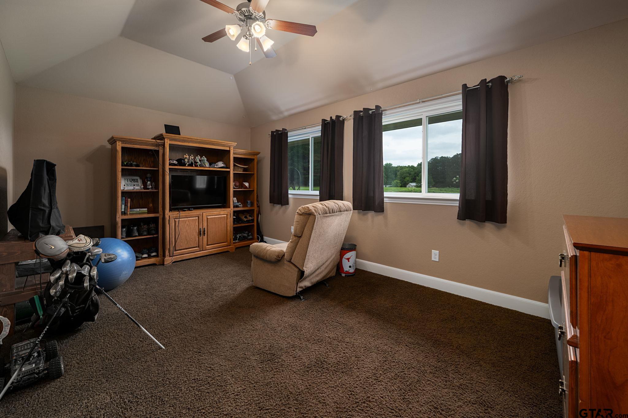 11718 County Road 2174