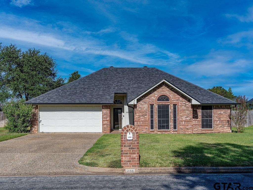 206 Eastgate Dr