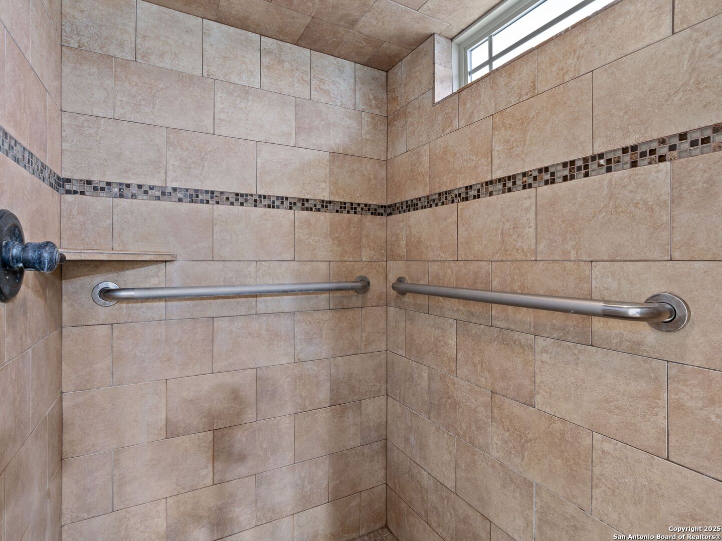 822 CHAMBORD DRIVE