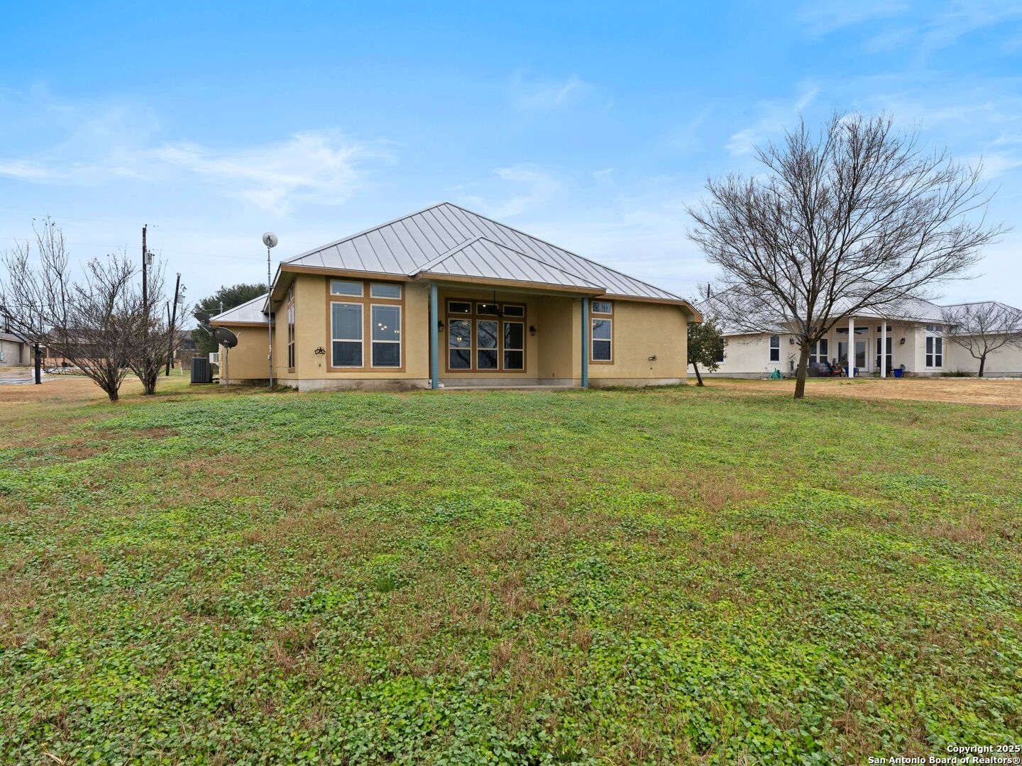 822 CHAMBORD DRIVE