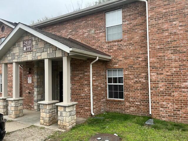 2910 Vineyard Parkway Unit: 2