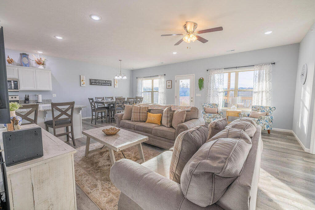 115 Bunker Drive Unit: 2