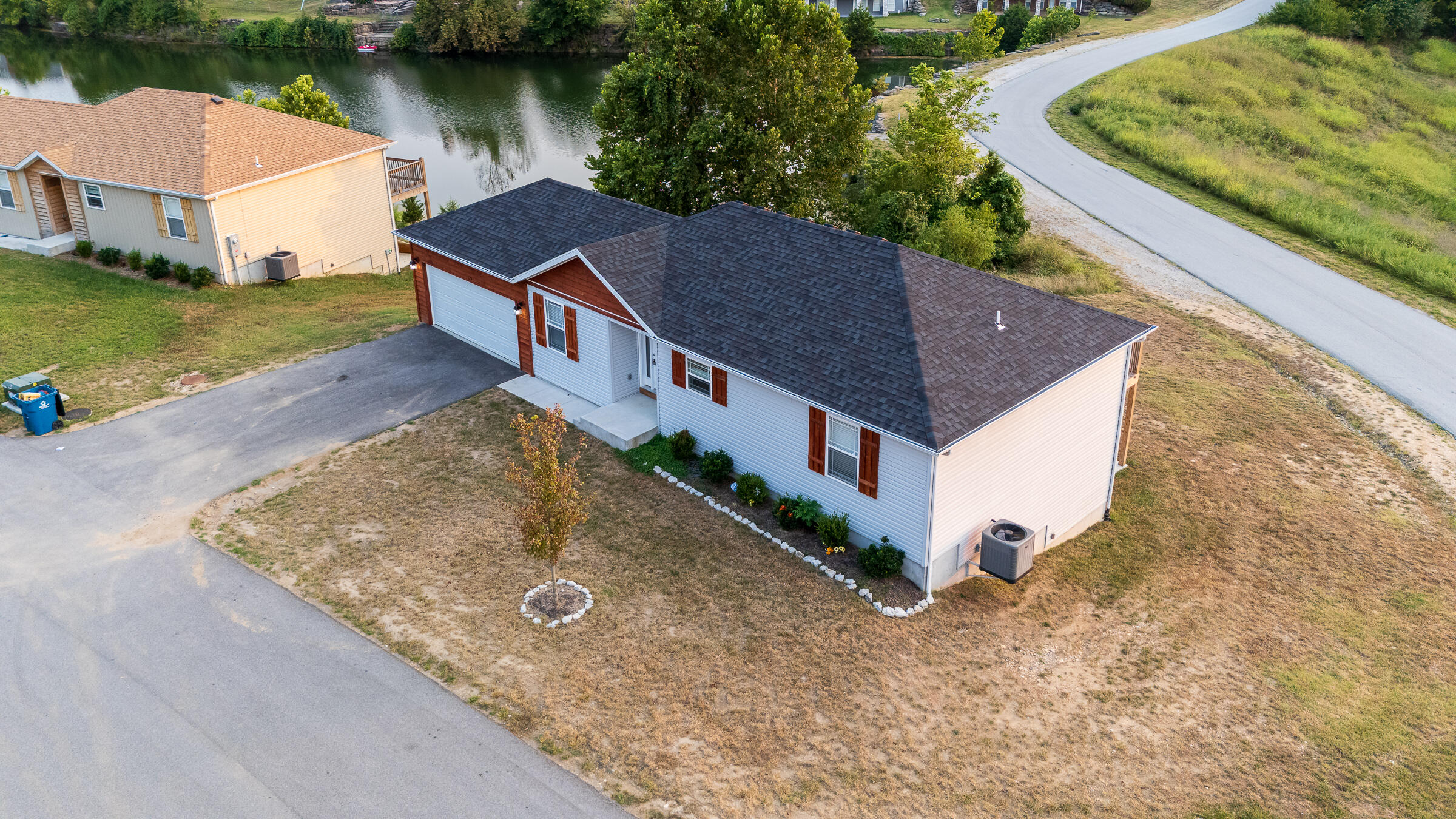 124 E Sunset Cove Lane