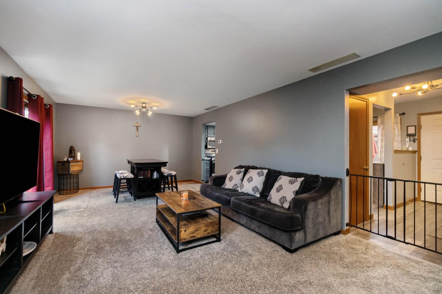 2588 Brookwood Drive