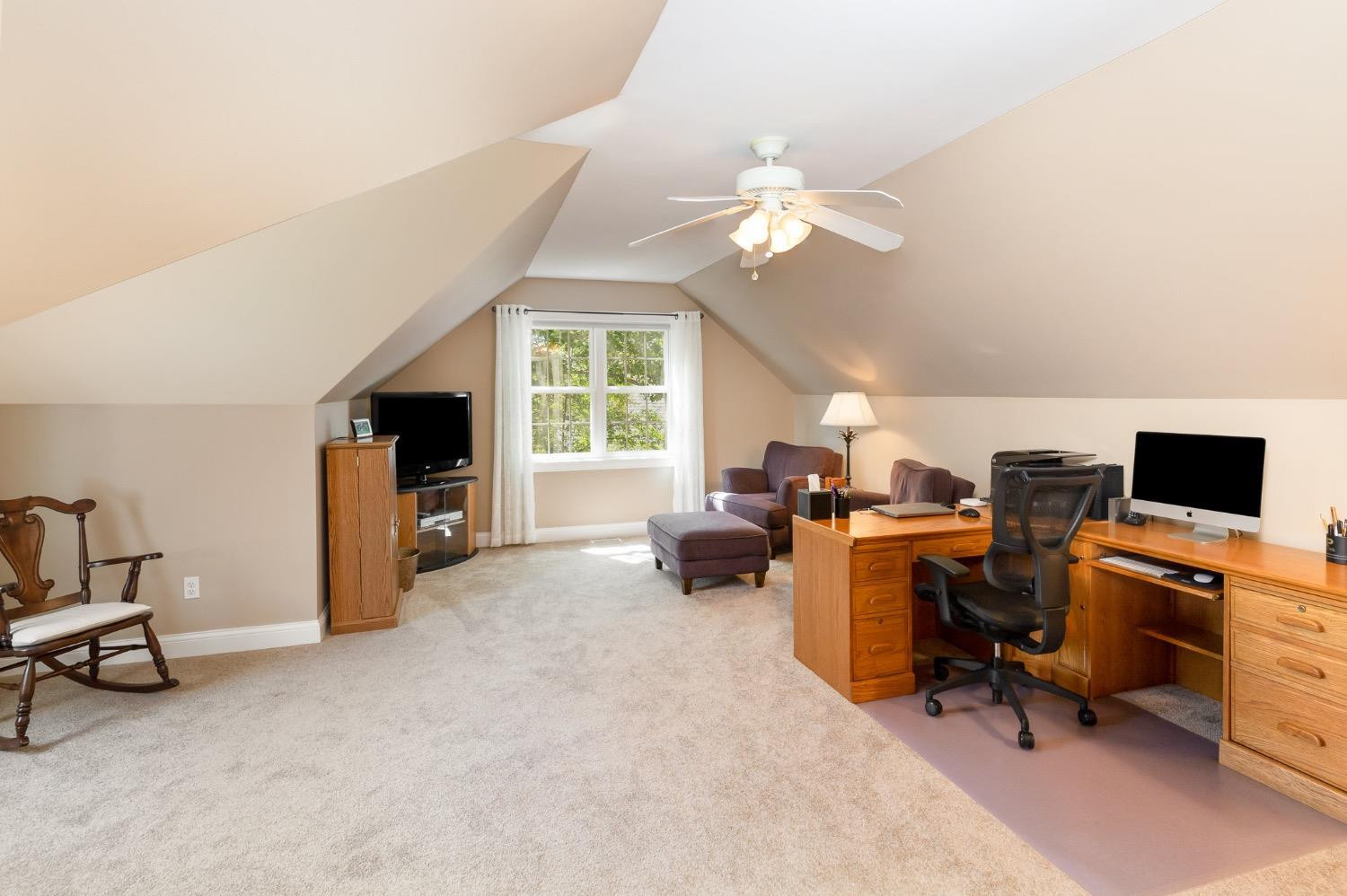 1062 Shoreline Road