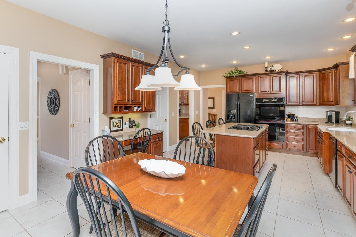 1062 Shoreline Road