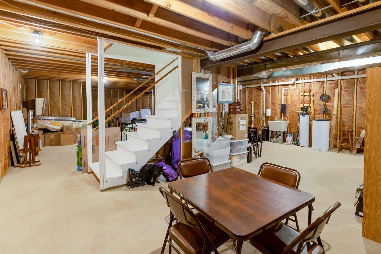 1062 Shoreline Road