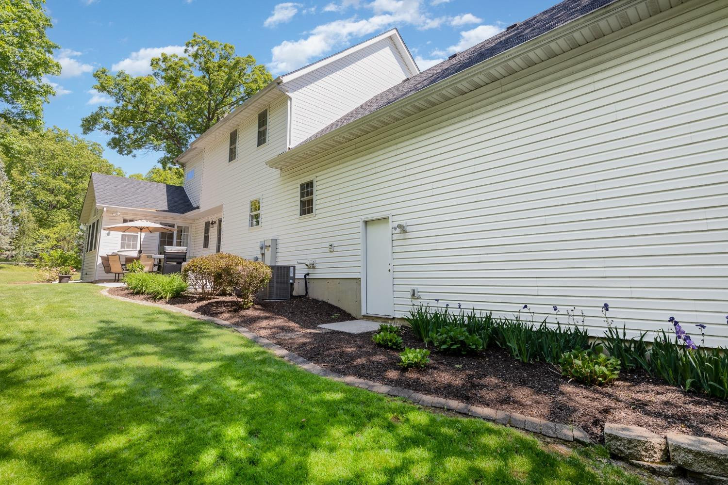 1062 Shoreline Road