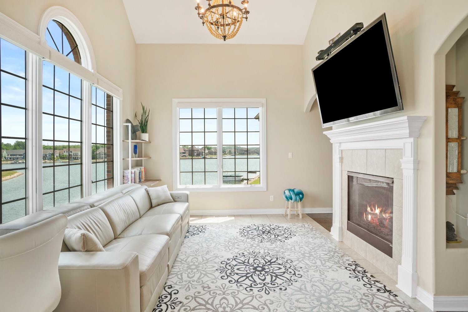 8200 Doubletree Court